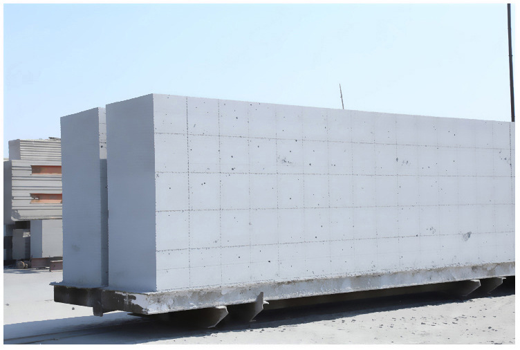四方加气块 加气砌块 轻质砖气孔结构及其影响因素